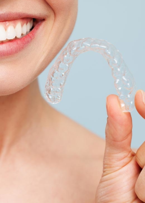 Manningtree Dental - Retainers