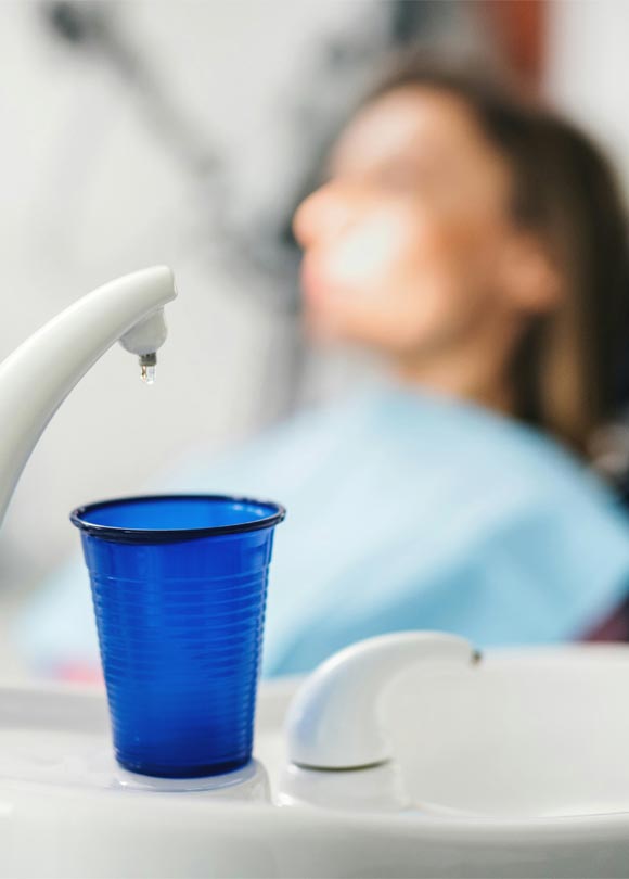 Manningtree Dental - Crowded Teeth Common Causes